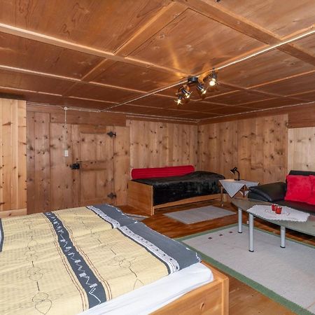 Appartement Haus Holzwurm à Raggal Extérieur photo