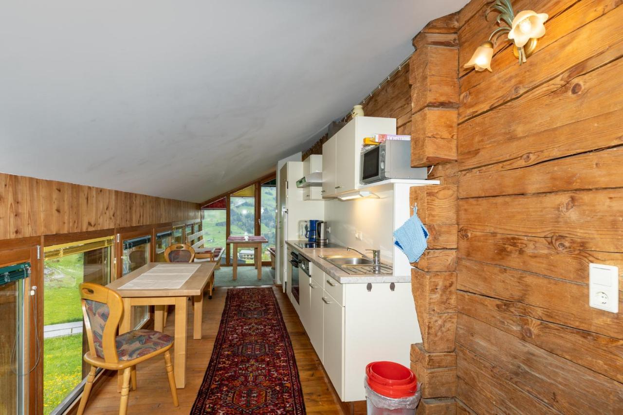 Appartement Haus Holzwurm à Raggal Extérieur photo