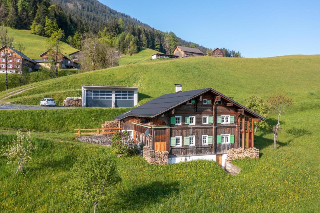 Appartement Haus Holzwurm à Raggal Extérieur photo