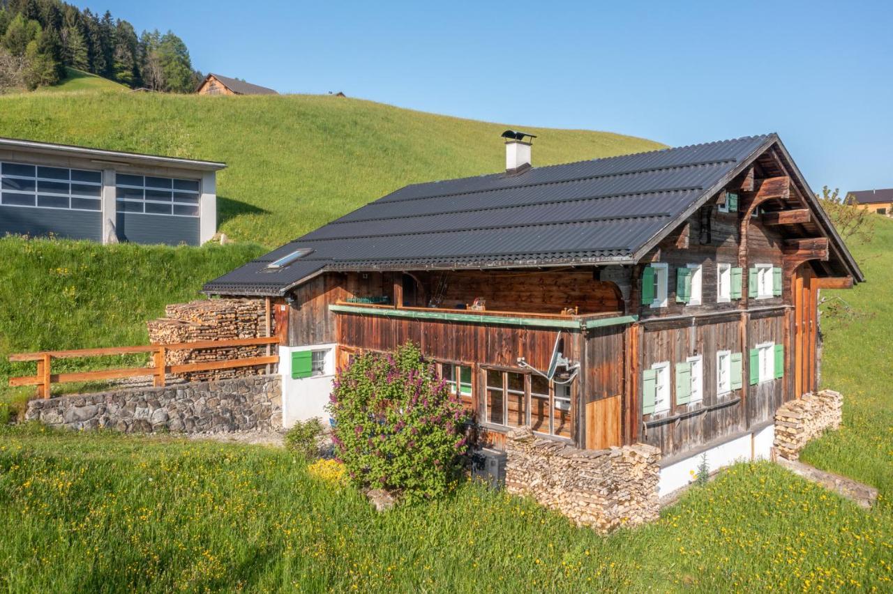 Appartement Haus Holzwurm à Raggal Extérieur photo